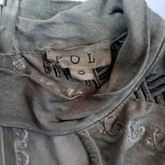 𝅺POL‎ Boho Embroidered Top - Picture 6 of 9